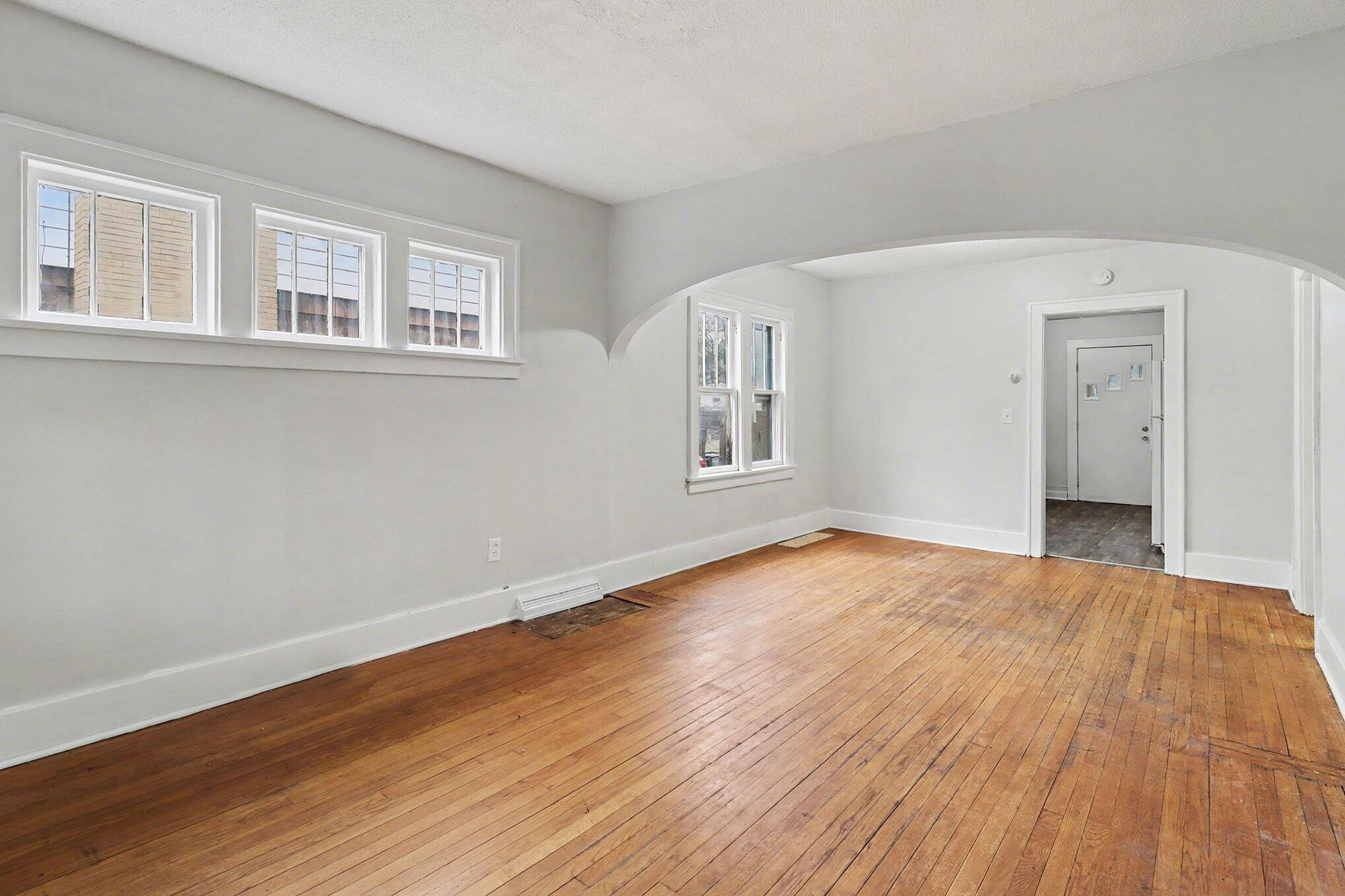 570 E Dale Avenue Muskegon MI 49442
