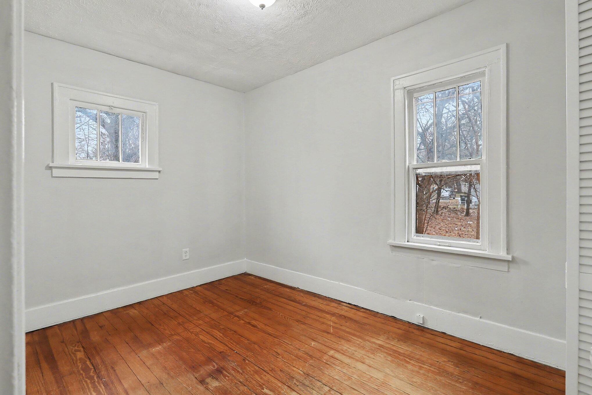 570 E Dale Avenue Muskegon MI 49442