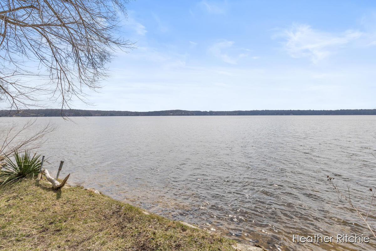 4066 Lake Drive Allegan MI 49010