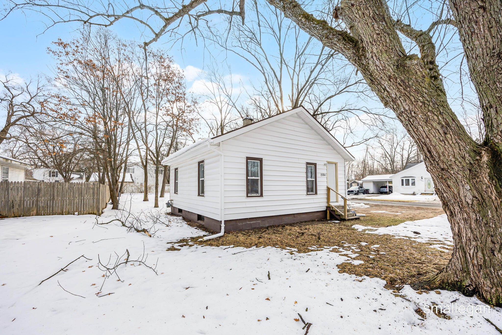 1584 Carlton Street Muskegon MI 49442