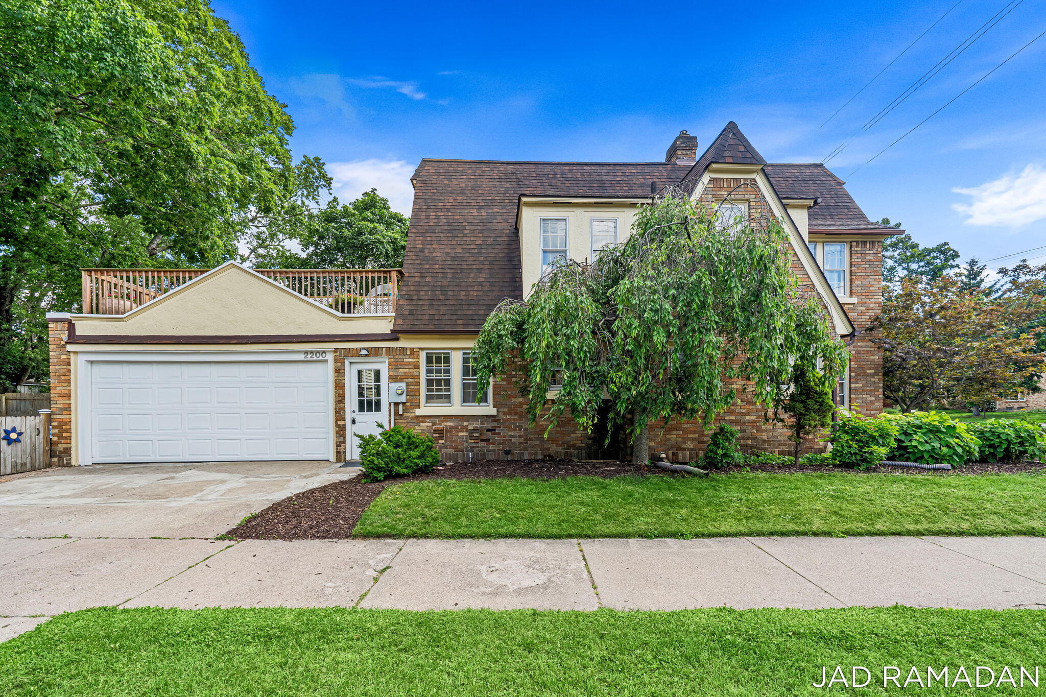 2200 College Avenue SE Grand Rapids MI 49507