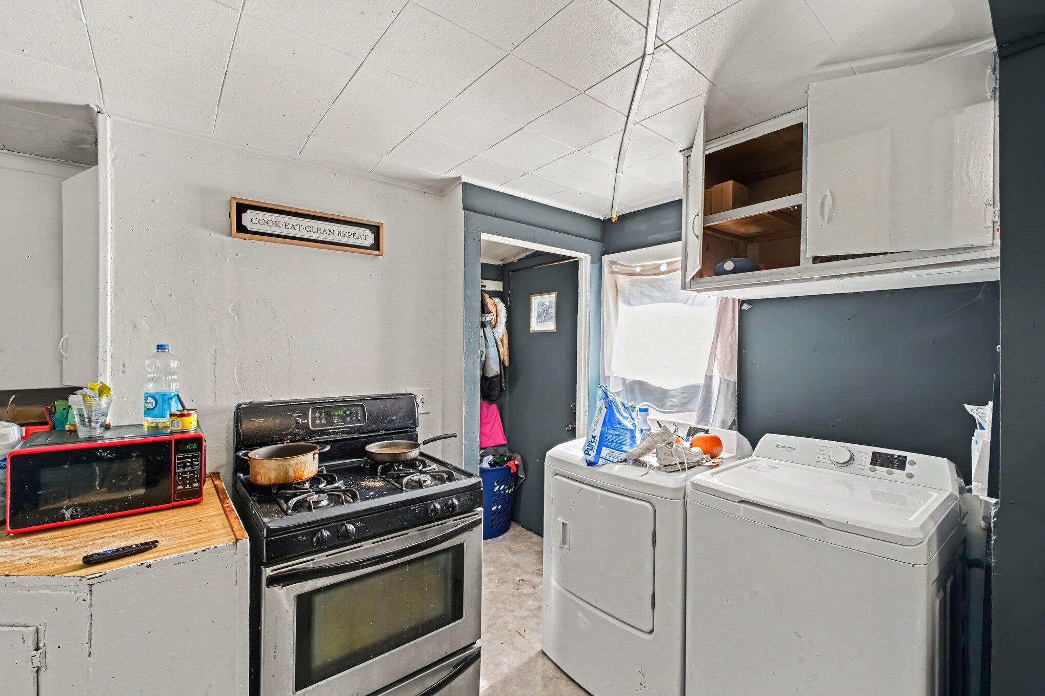 844 Lafayette Avenue NE Grand Rapids MI 49503