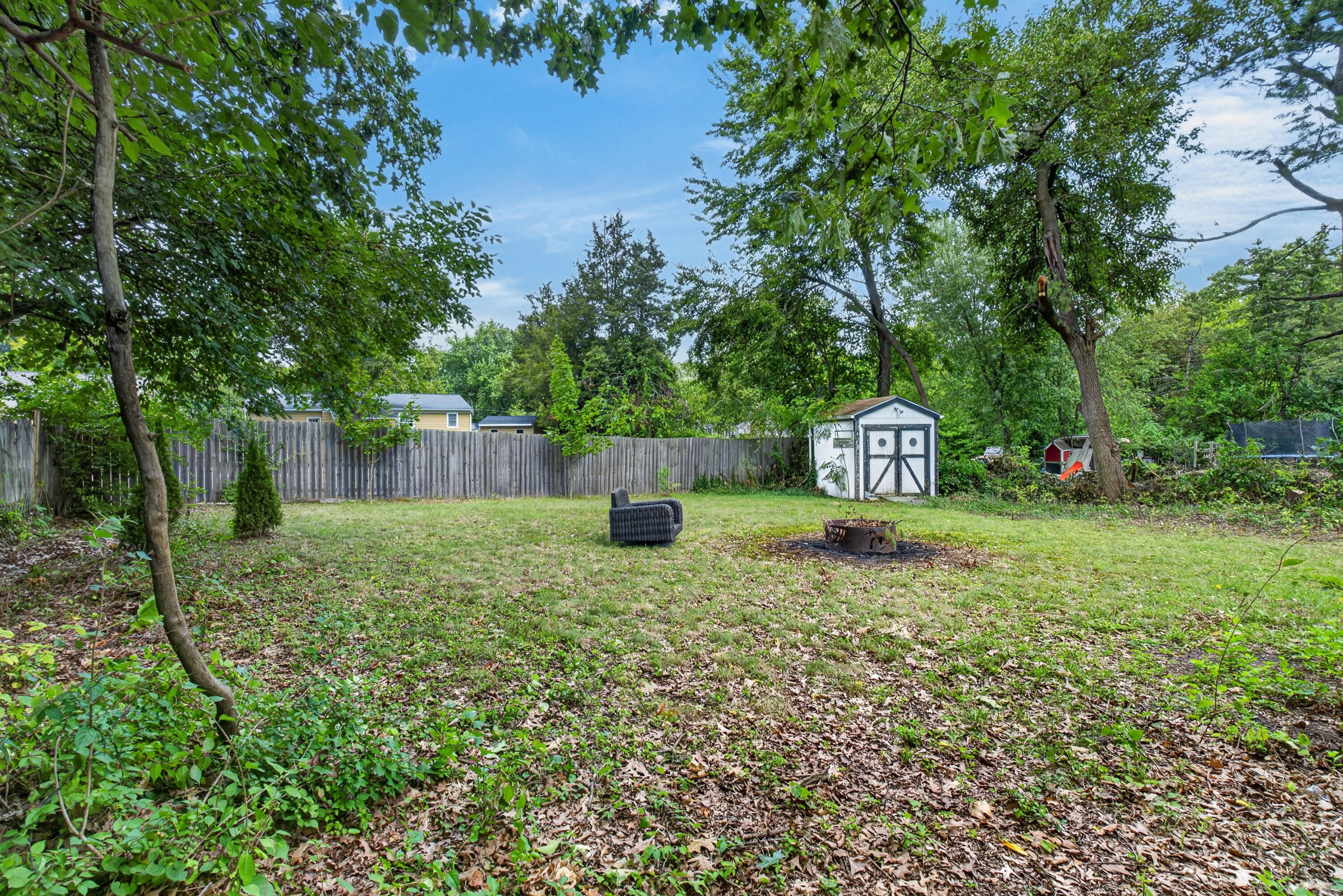 742 Pleasant Avenue Kalamazoo MI 49008