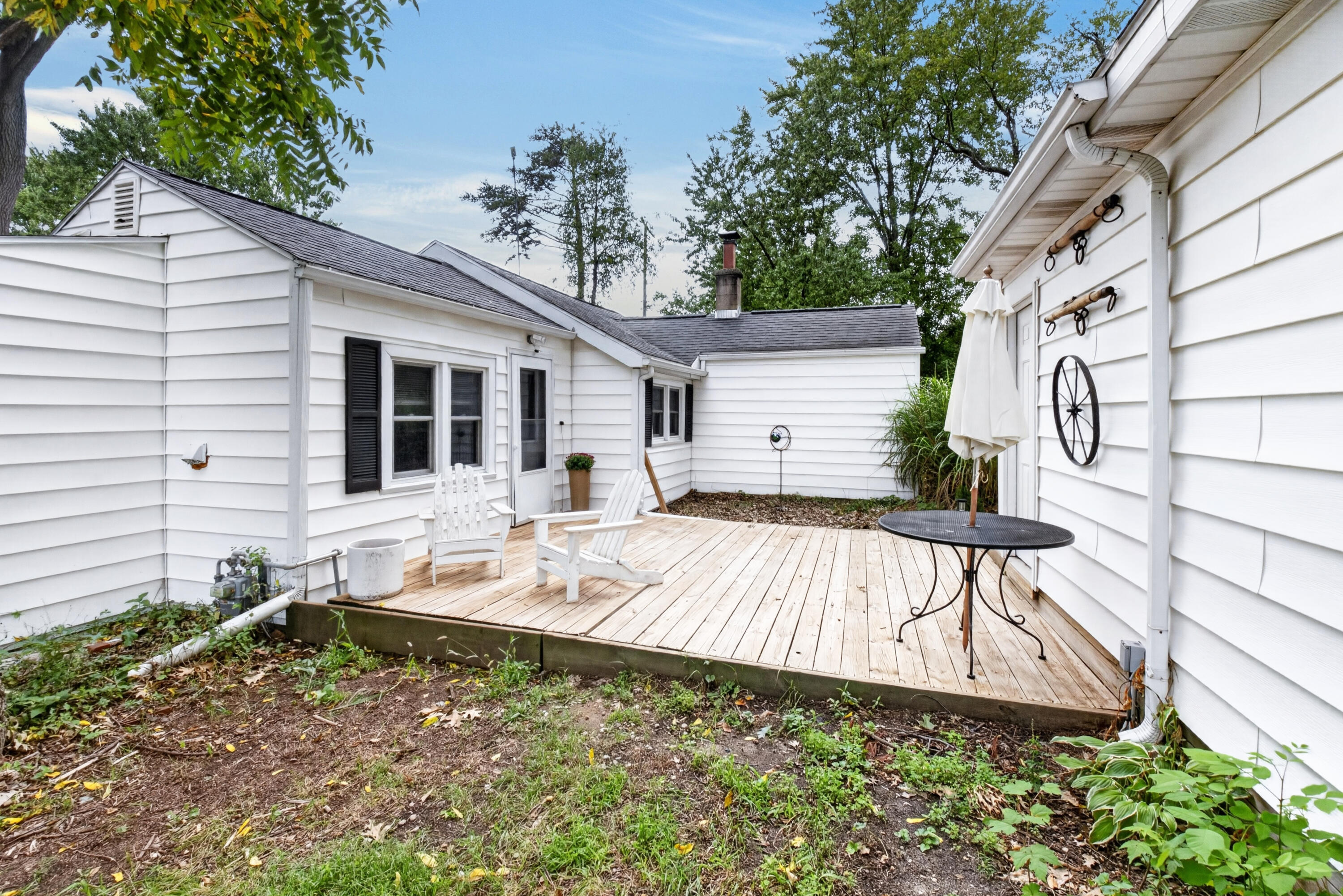 742 Pleasant Avenue Kalamazoo MI 49008