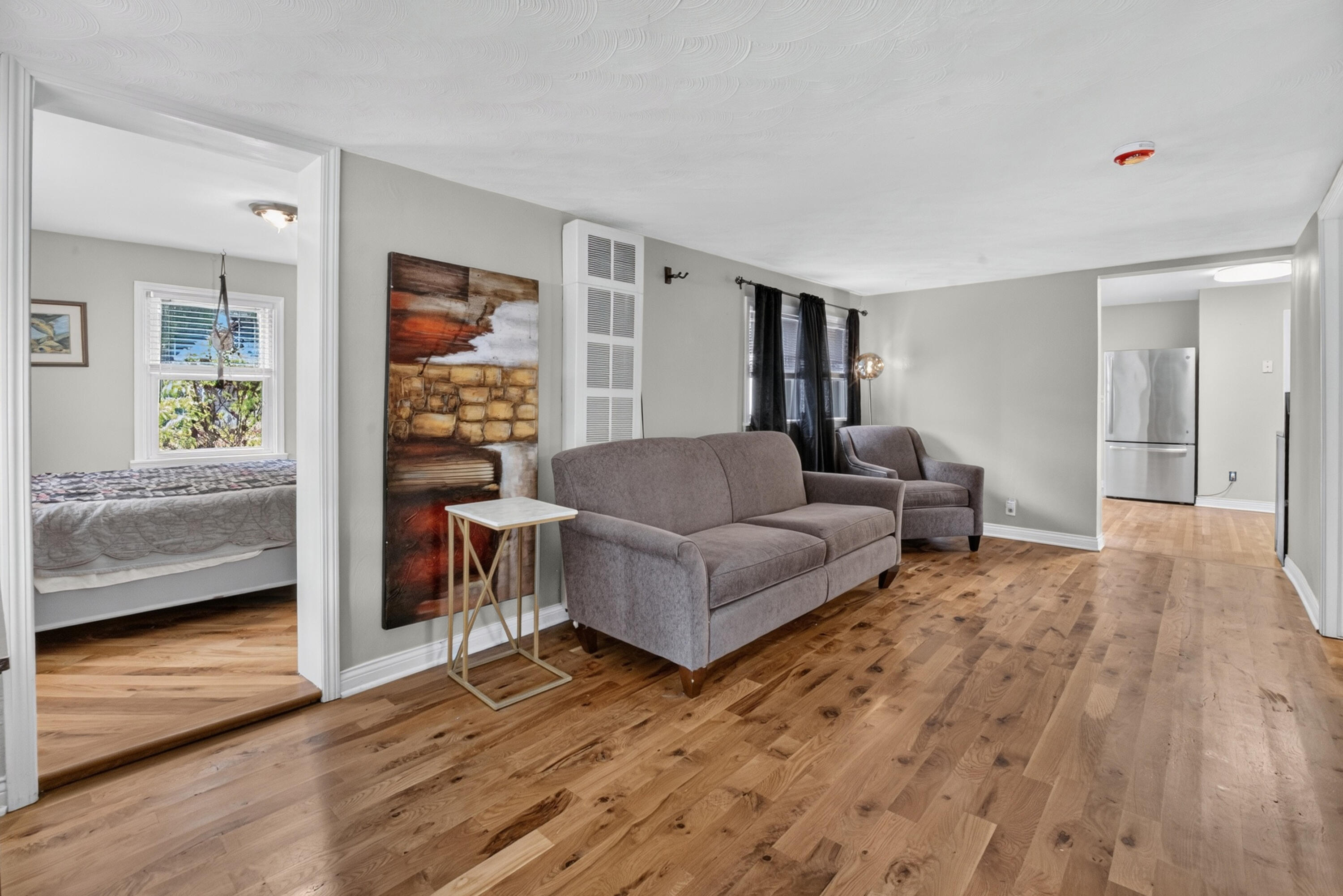 742 Pleasant Avenue Kalamazoo MI 49008