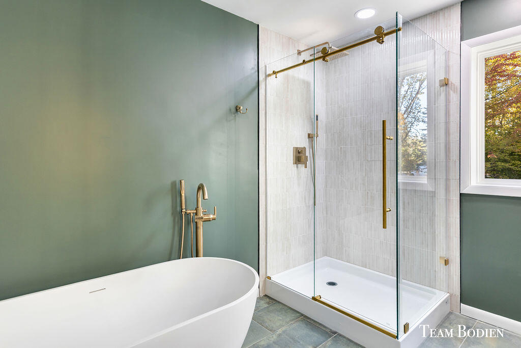 3442 Cascade Road SE Grand Rapids MI 49546