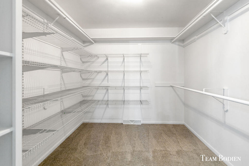 3442 Cascade Road SE Grand Rapids MI 49546