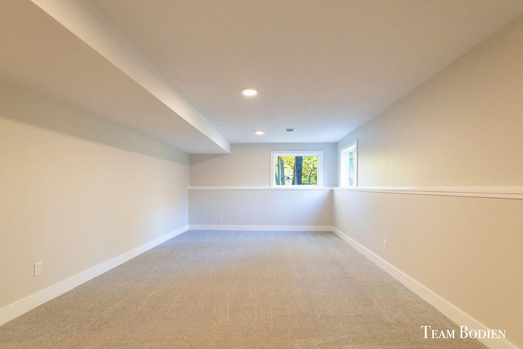 3442 Cascade Road SE Grand Rapids MI 49546