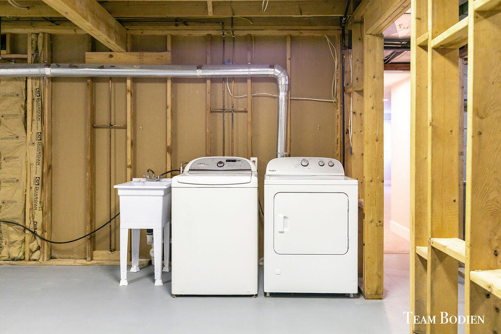 3442 Cascade Road SE Grand Rapids MI 49546