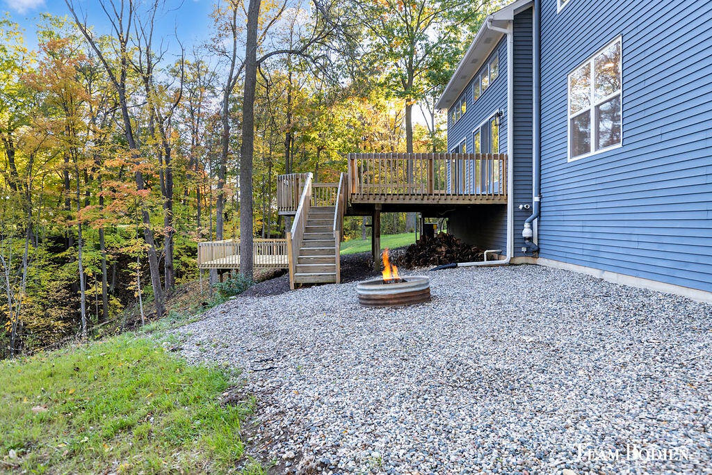 3442 Cascade Road SE Grand Rapids MI 49546