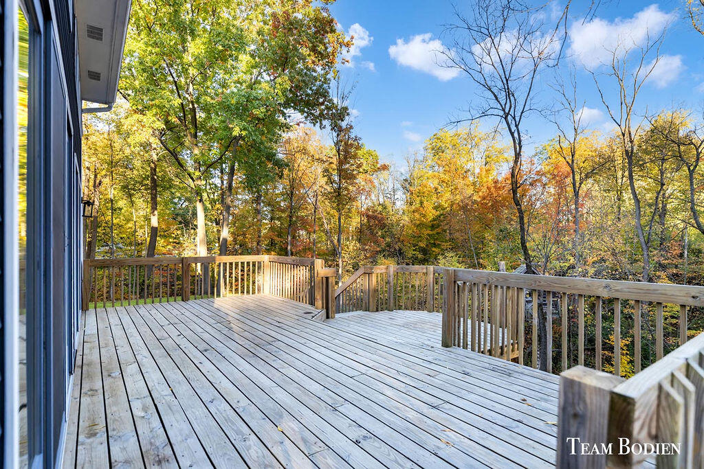 3442 Cascade Road SE Grand Rapids MI 49546