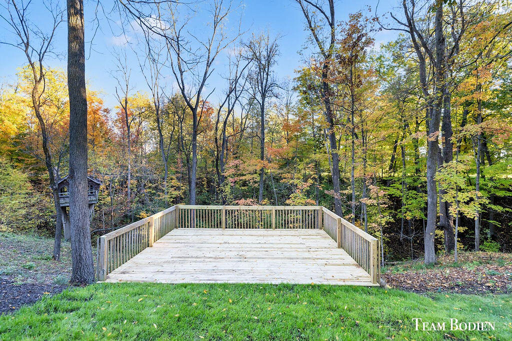 3442 Cascade Road SE Grand Rapids MI 49546