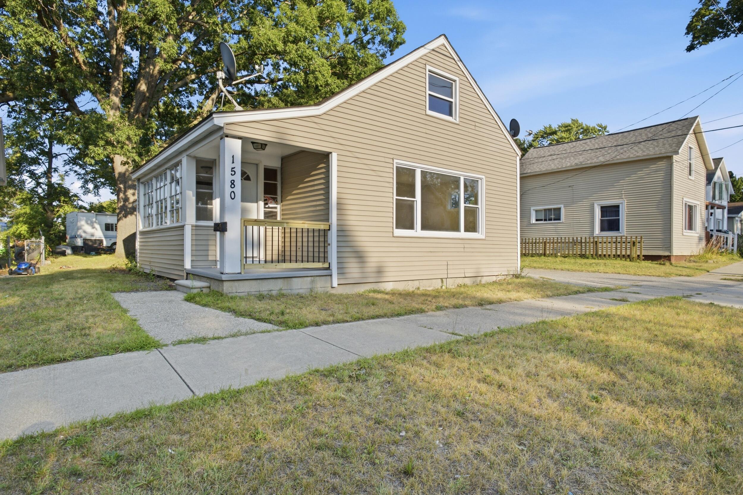 1580 Beidler Street Muskegon MI 49441