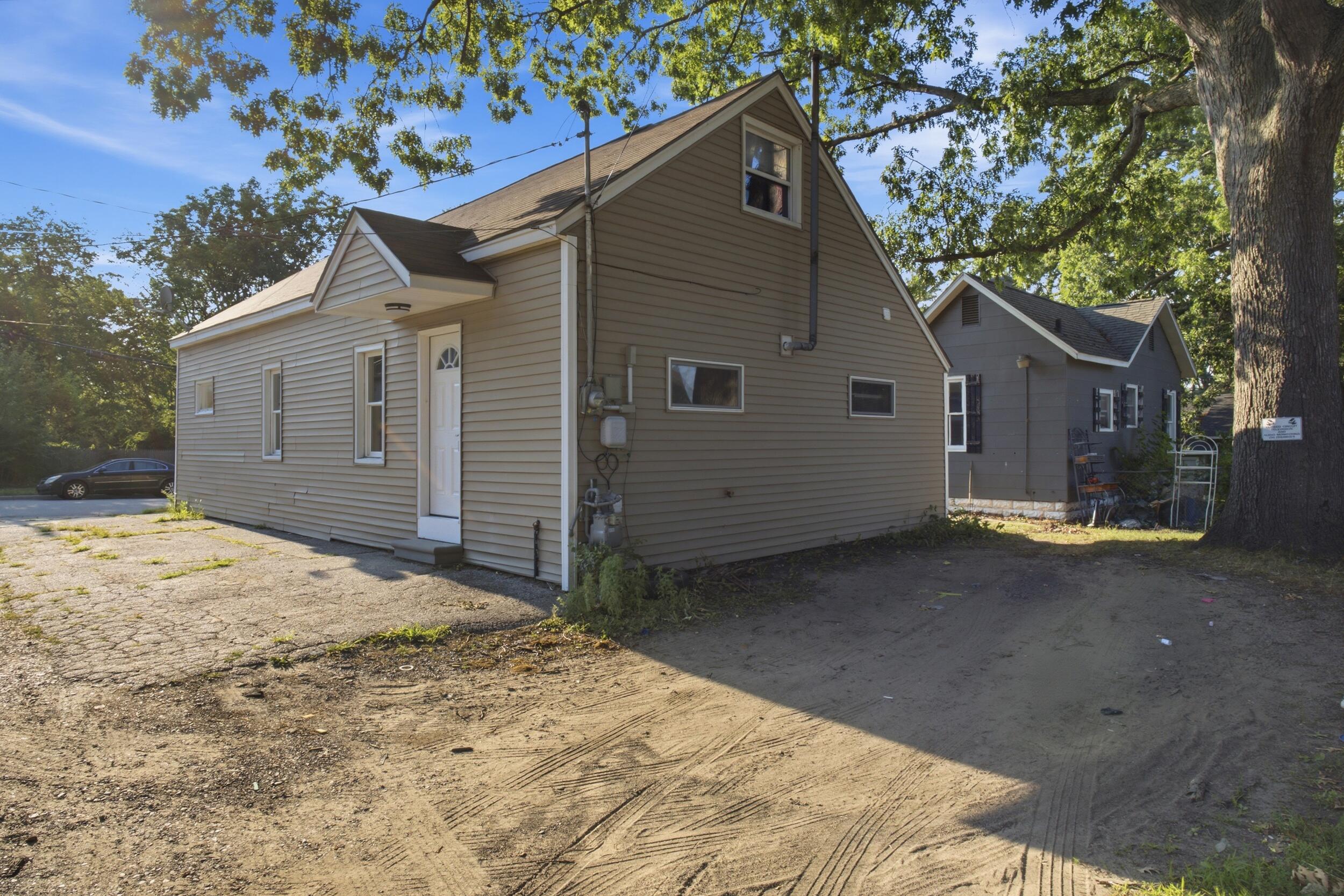 1580 Beidler Street Muskegon MI 49441