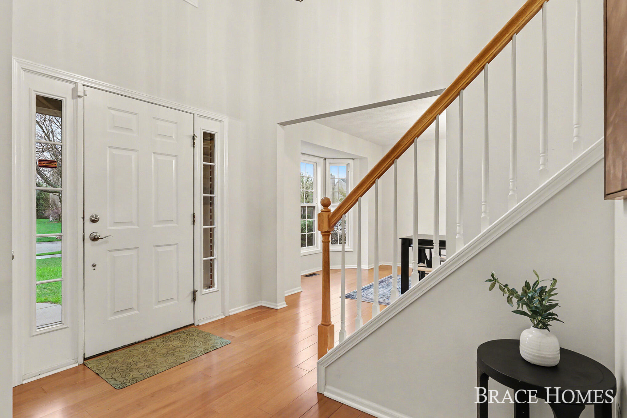 2511 Black Horse Drive NE Grand Rapids MI 49505
