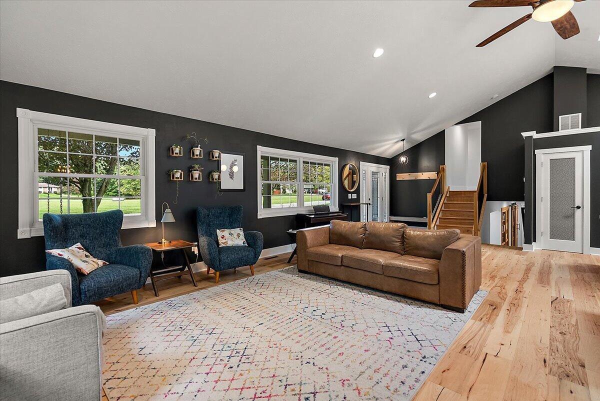 6388 Sycamore Bluff Coloma MI 49038
