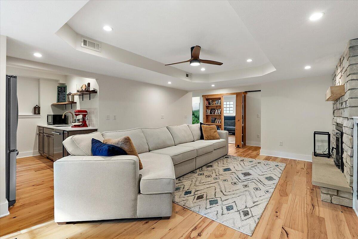 6388 Sycamore Bluff Coloma MI 49038
