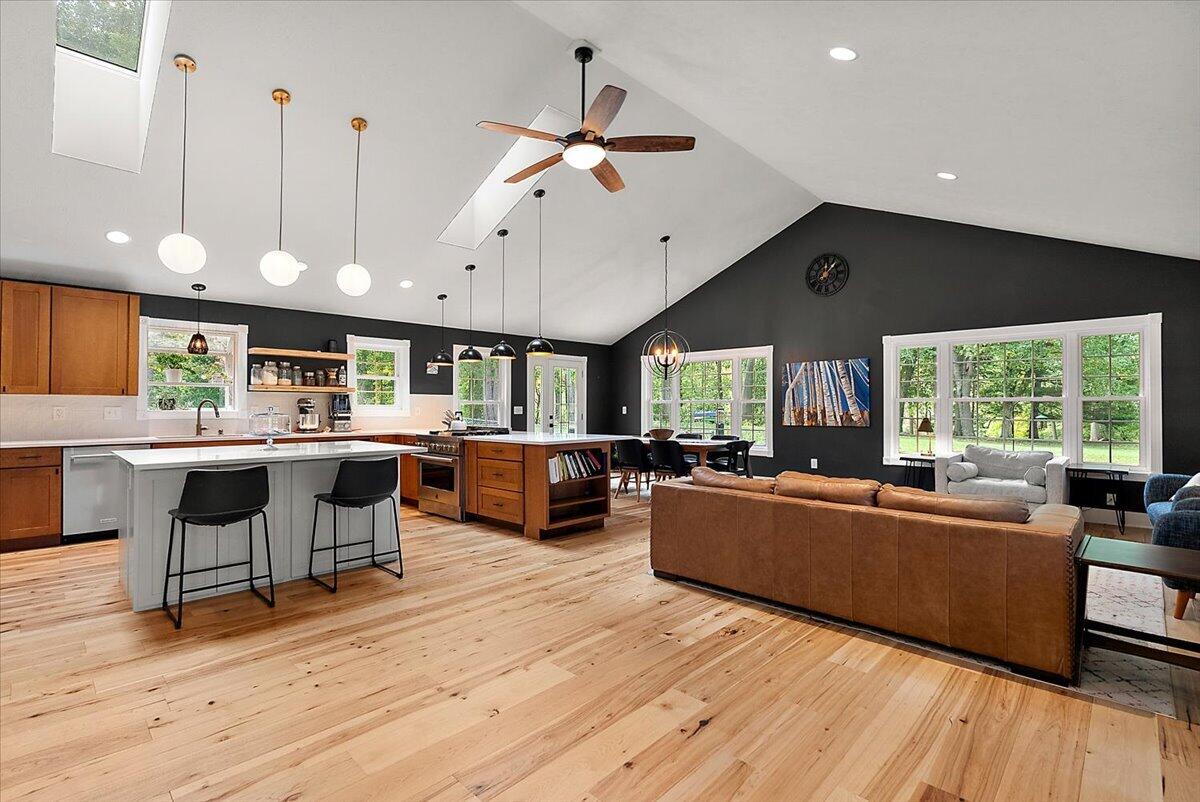 6388 Sycamore Bluff Coloma MI 49038