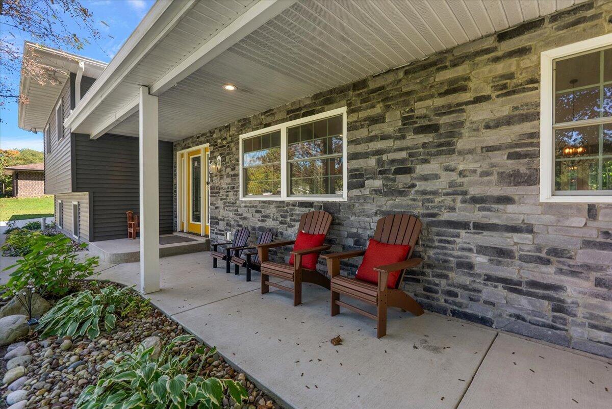6388 Sycamore Bluff Coloma MI 49038
