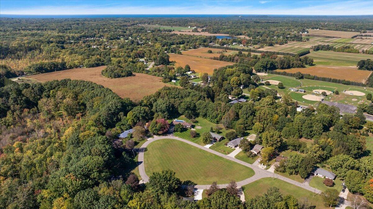 6388 Sycamore Bluff Coloma MI 49038
