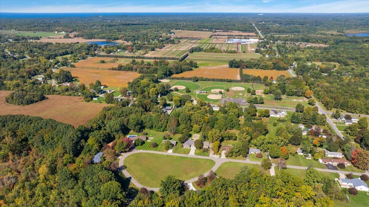 6388 Sycamore Bluff Coloma MI 49038