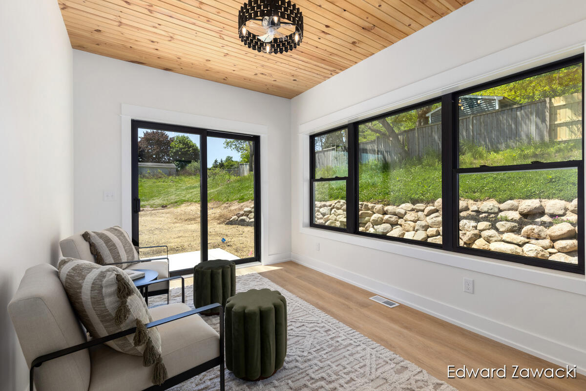 383 Rogue River View Drive NE Rockford MI 49341