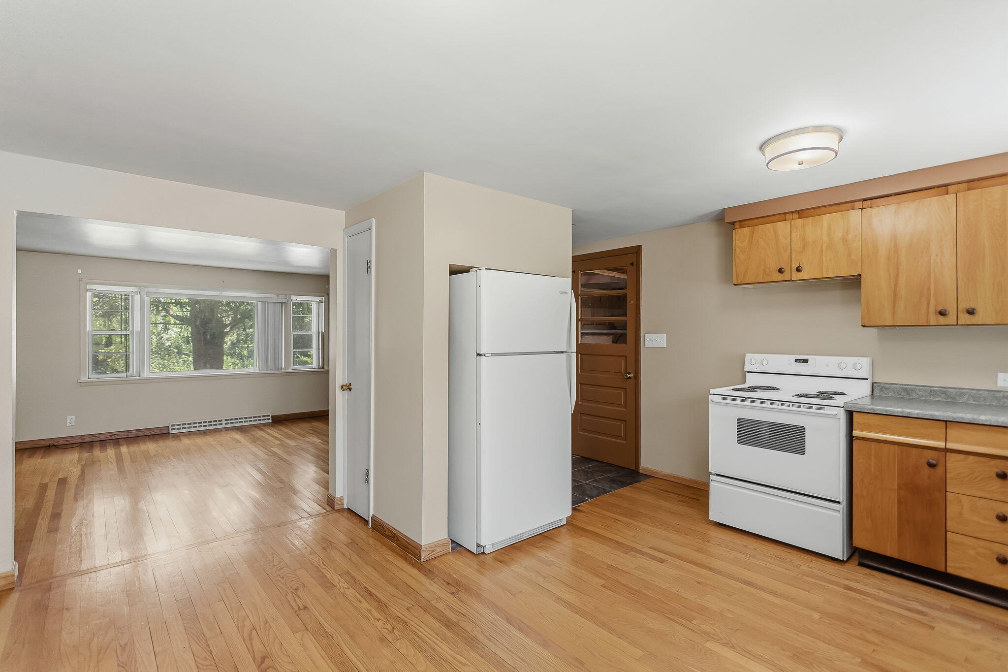 73028 26th Avenue South Haven MI 49090