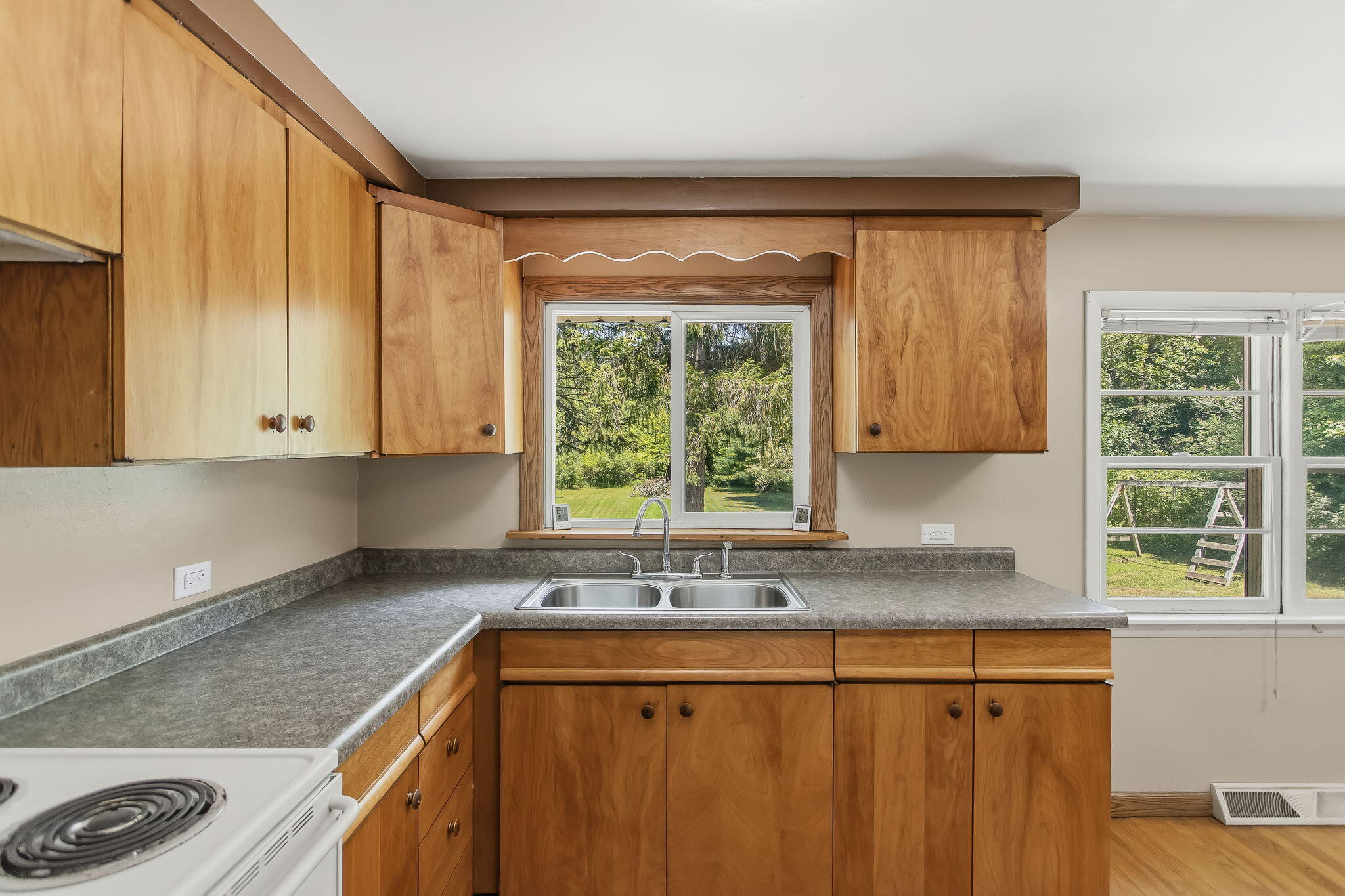 73028 26th Avenue South Haven MI 49090