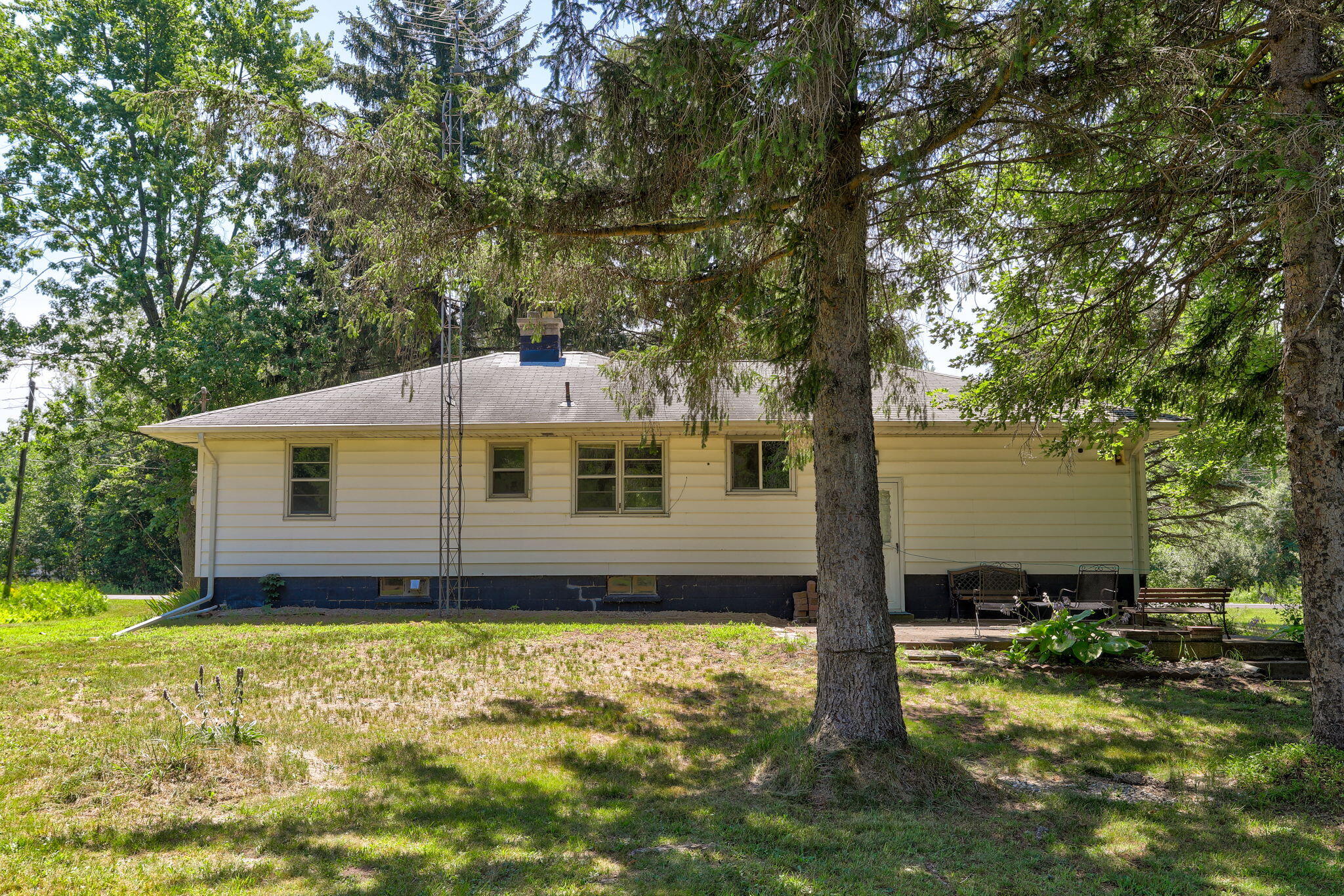 73028 26th Avenue South Haven MI 49090