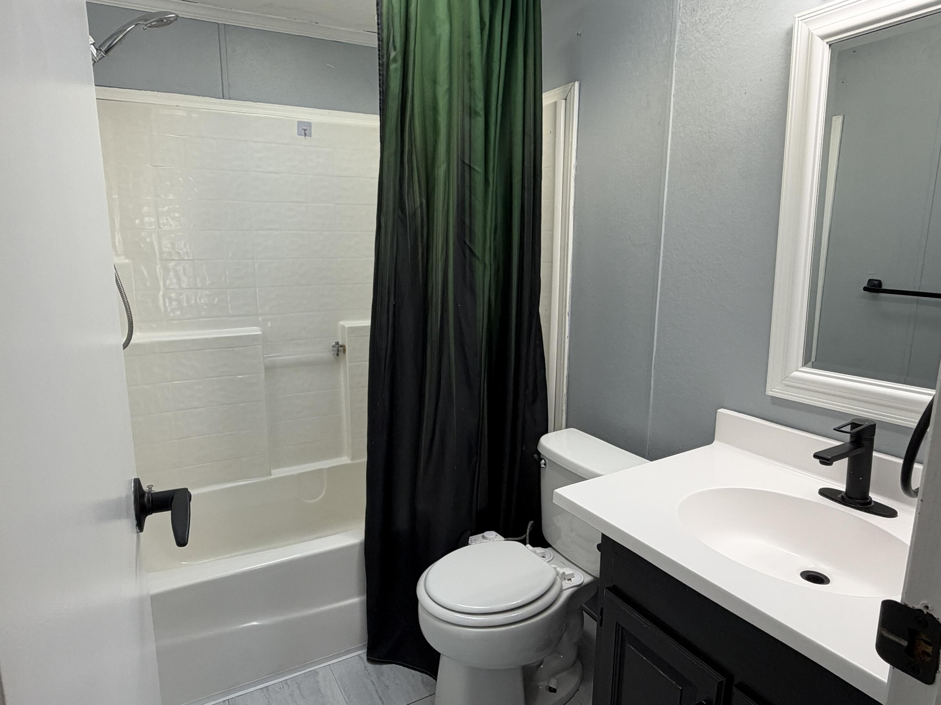 1235 Miss Ellie Drive Kalamazoo MI 49009