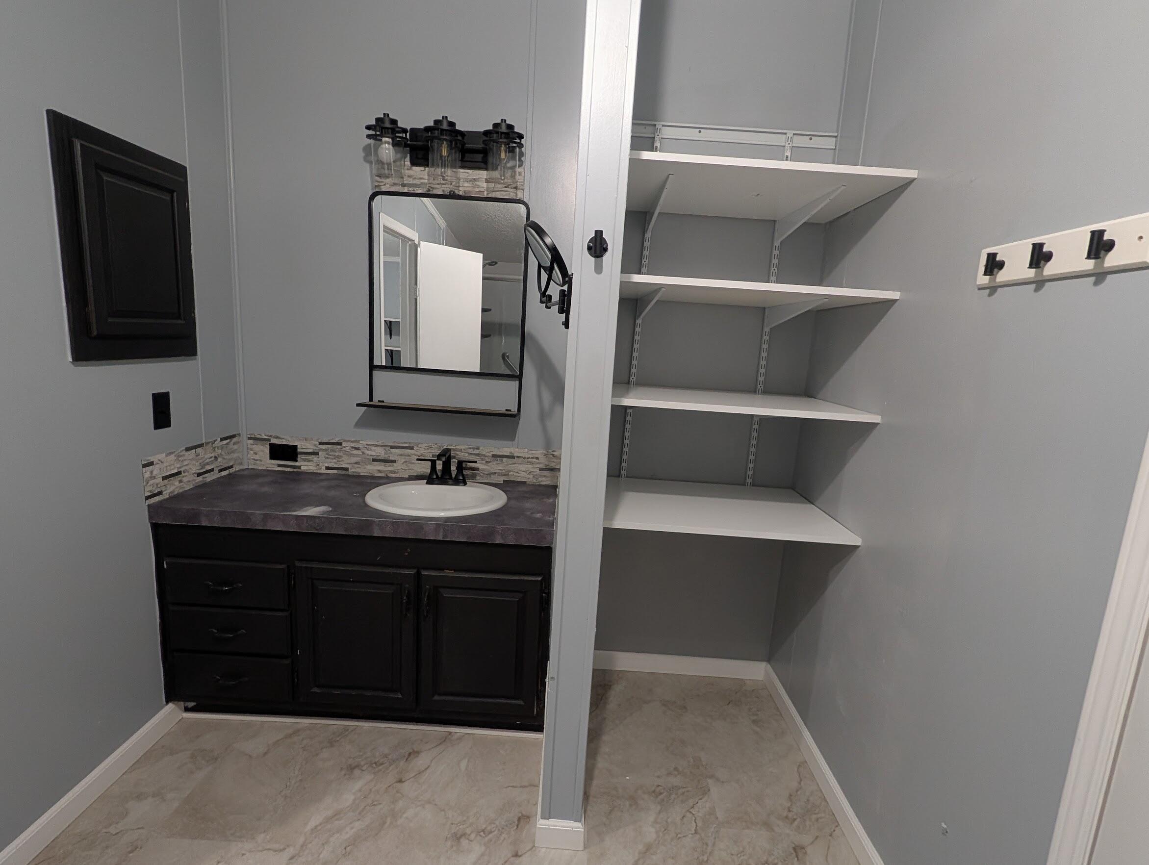 1235 Miss Ellie Drive Kalamazoo MI 49009