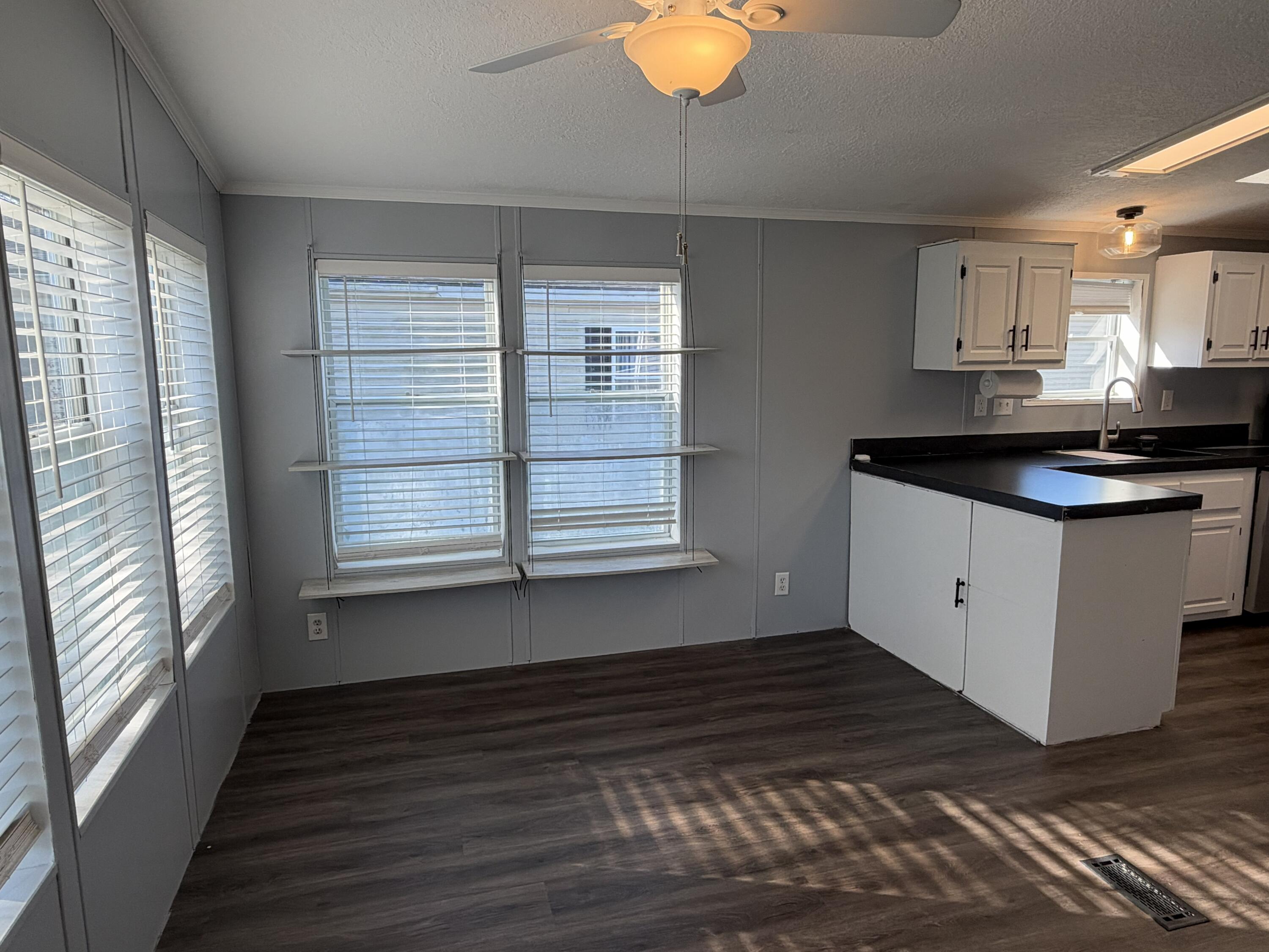 1235 Miss Ellie Drive Kalamazoo MI 49009