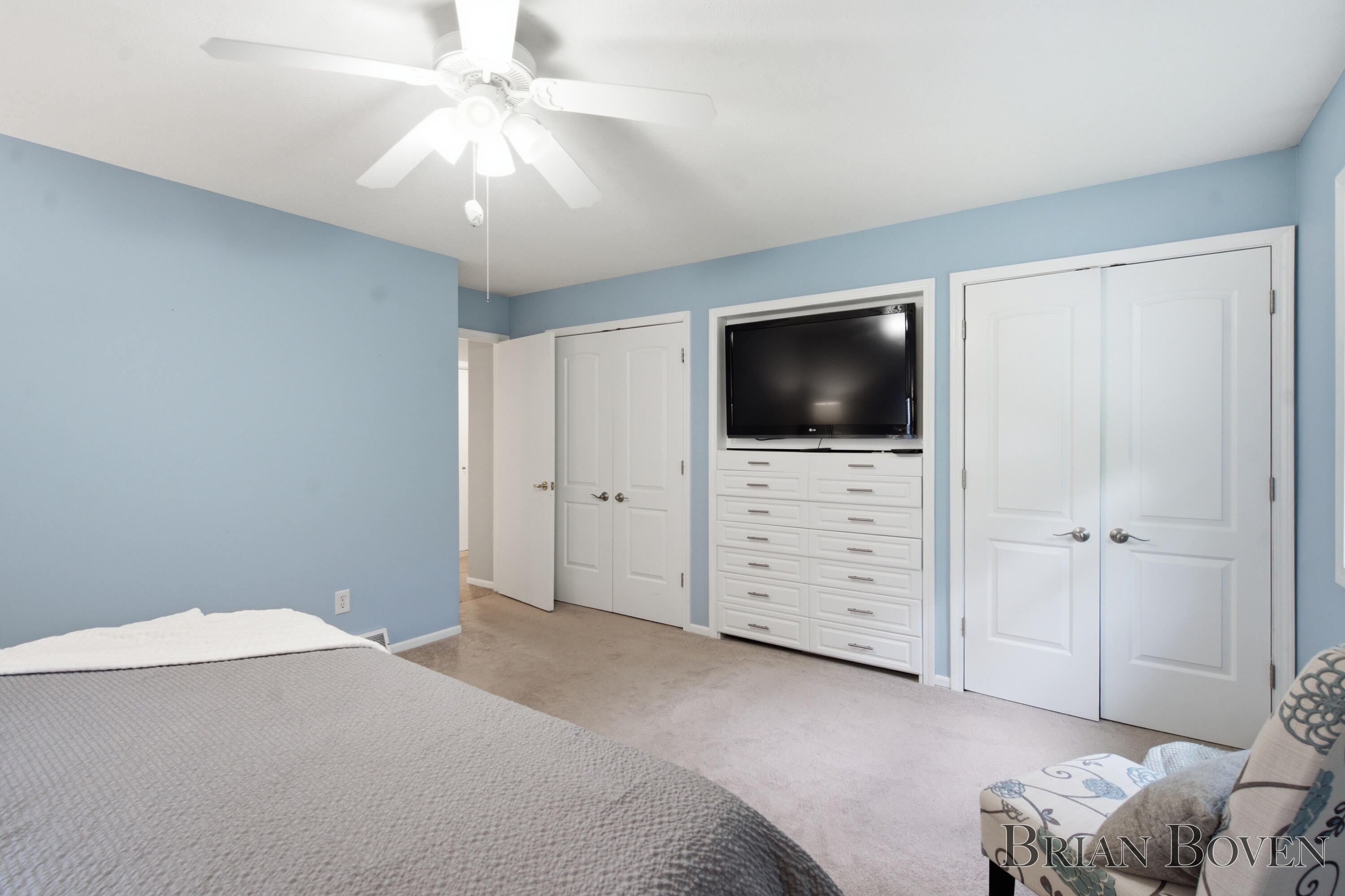 2704 Copper Hill Drive NE Grand Rapids MI 49525