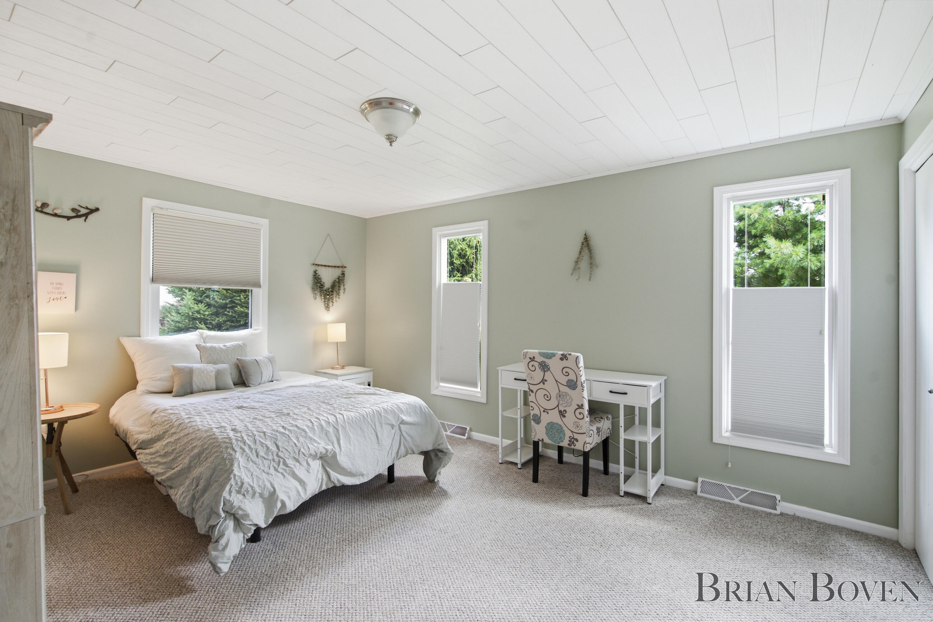 2704 Copper Hill Drive NE Grand Rapids MI 49525