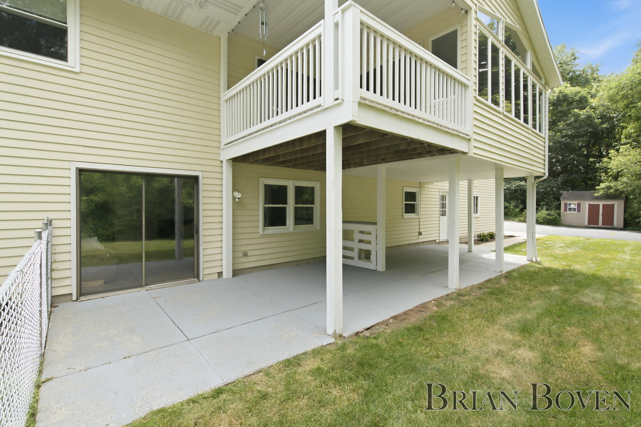 2704 Copper Hill Drive NE Grand Rapids MI 49525