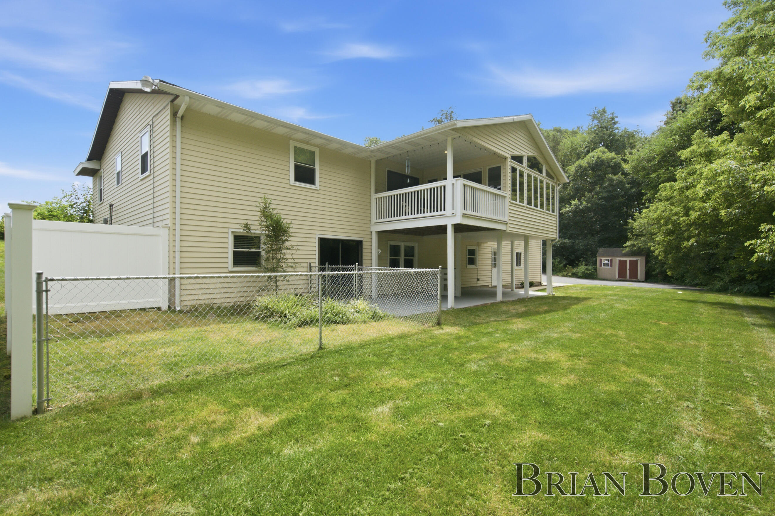2704 Copper Hill Drive NE Grand Rapids MI 49525
