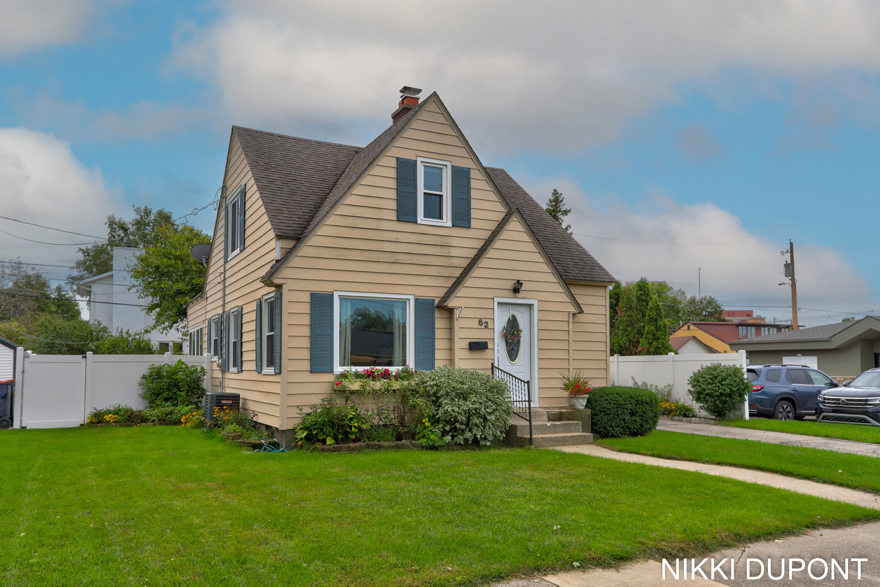 62 W 22nd Street Holland MI 49423