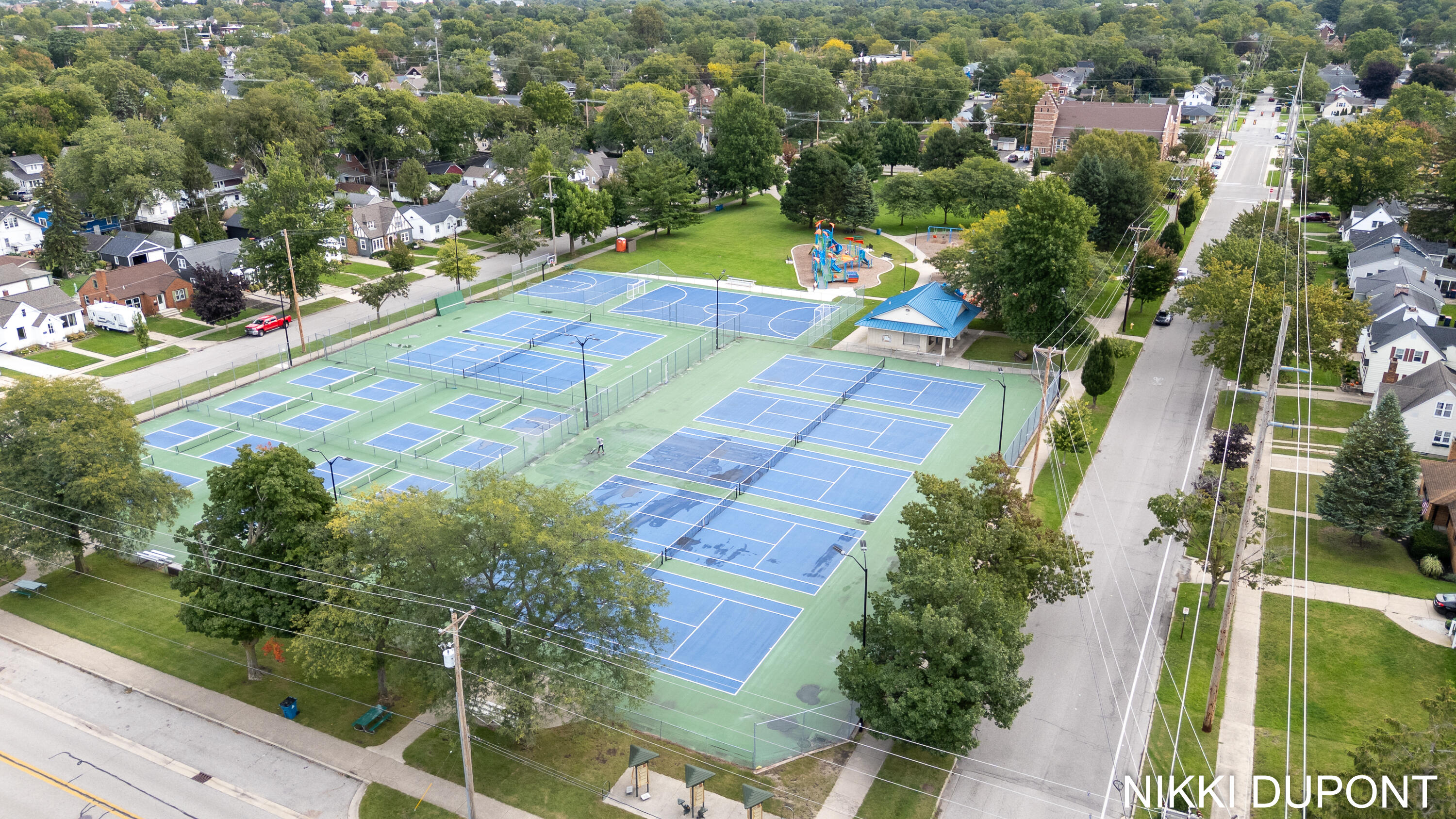 62 W 22nd Street Holland MI 49423