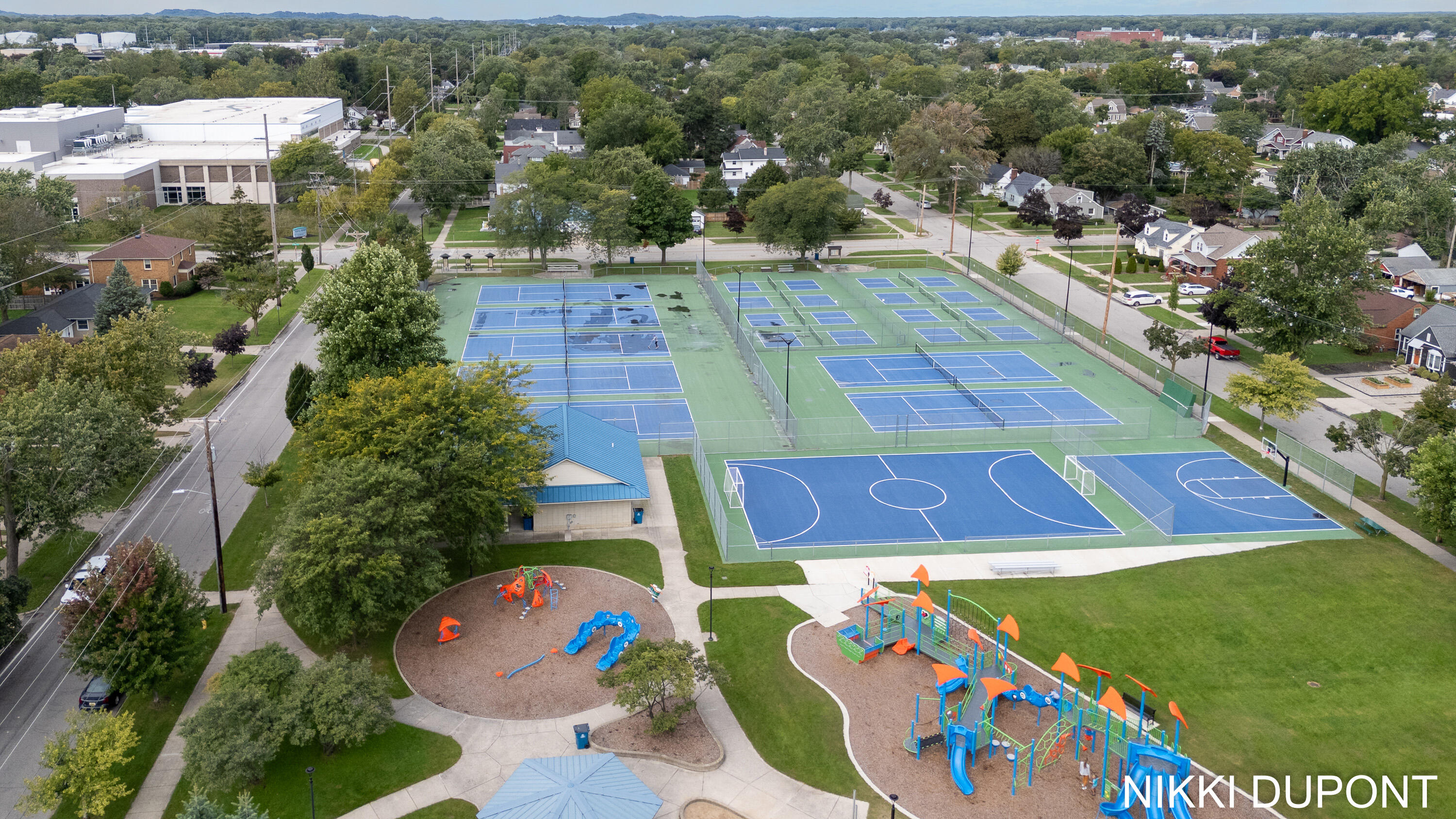 62 W 22nd Street Holland MI 49423