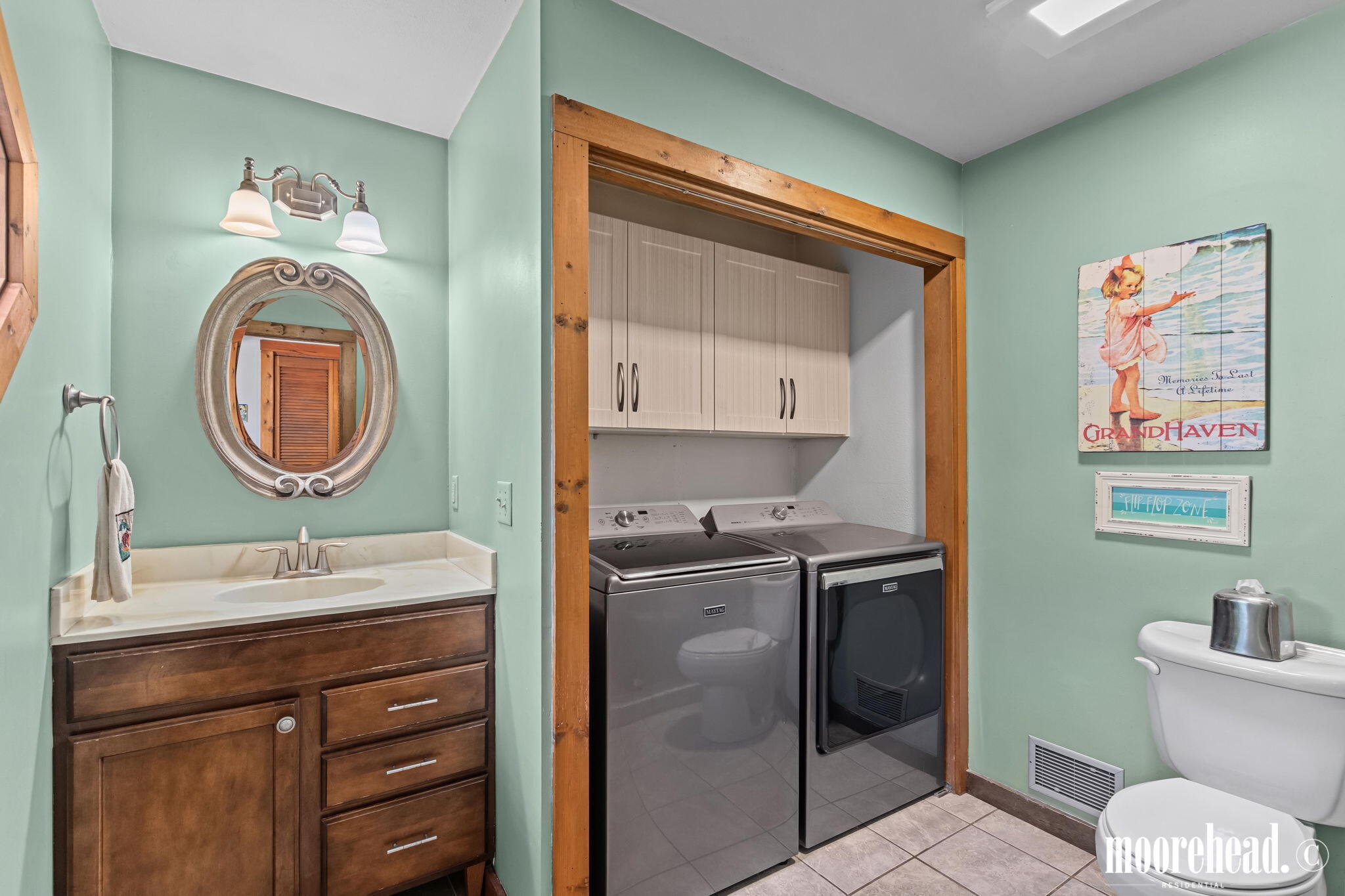17047 Lincoln Street Grand Haven MI 49417