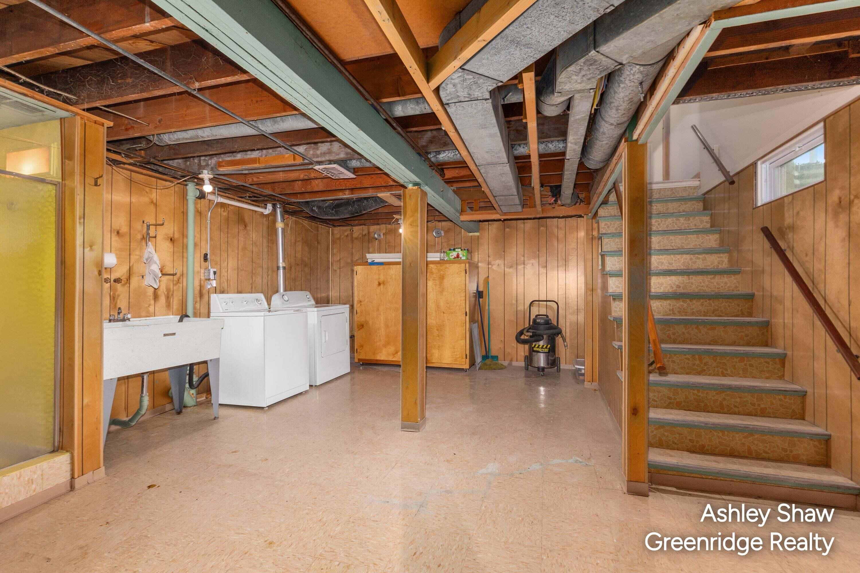 750 Pine Avenue Holland MI 49423