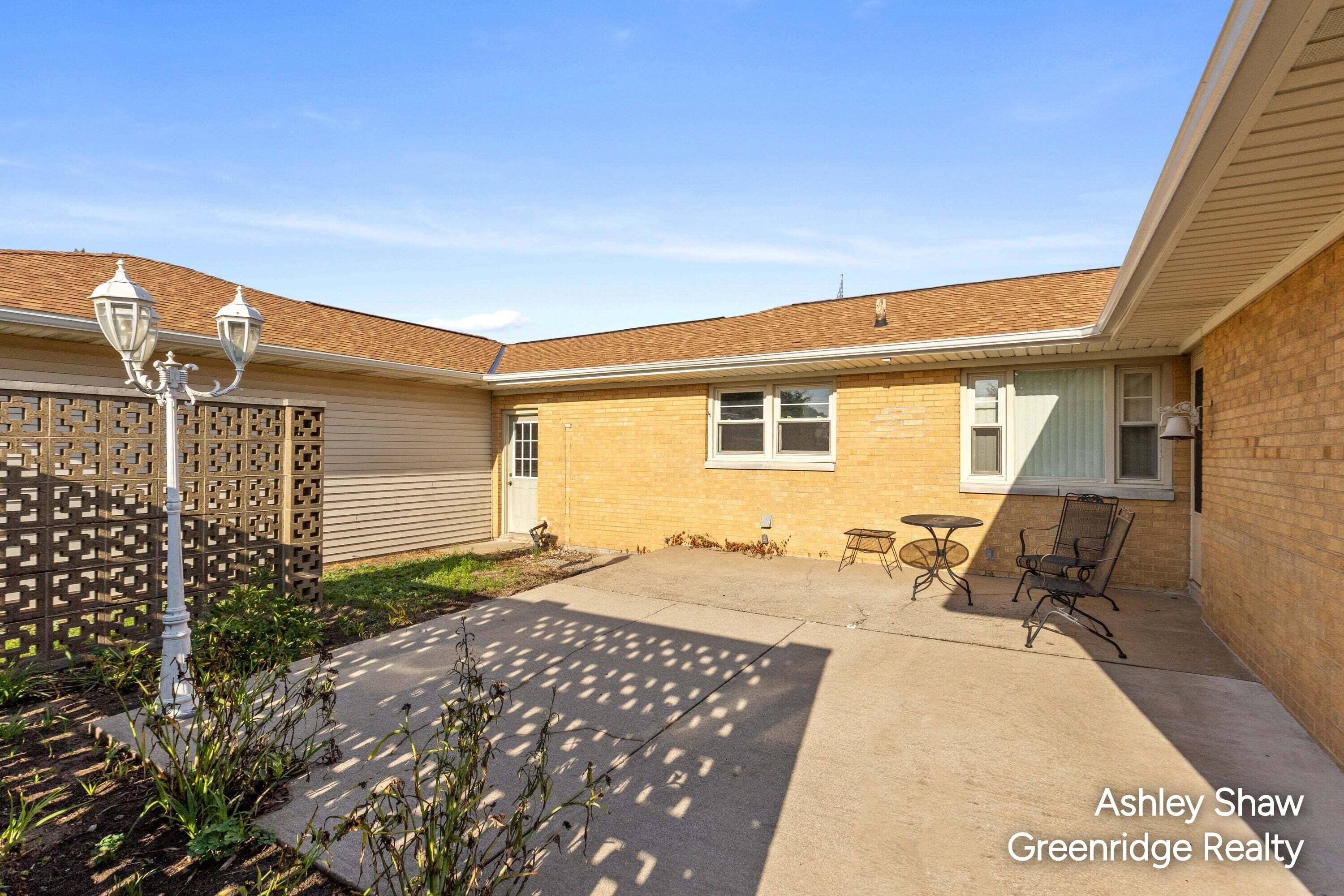750 Pine Avenue Holland MI 49423