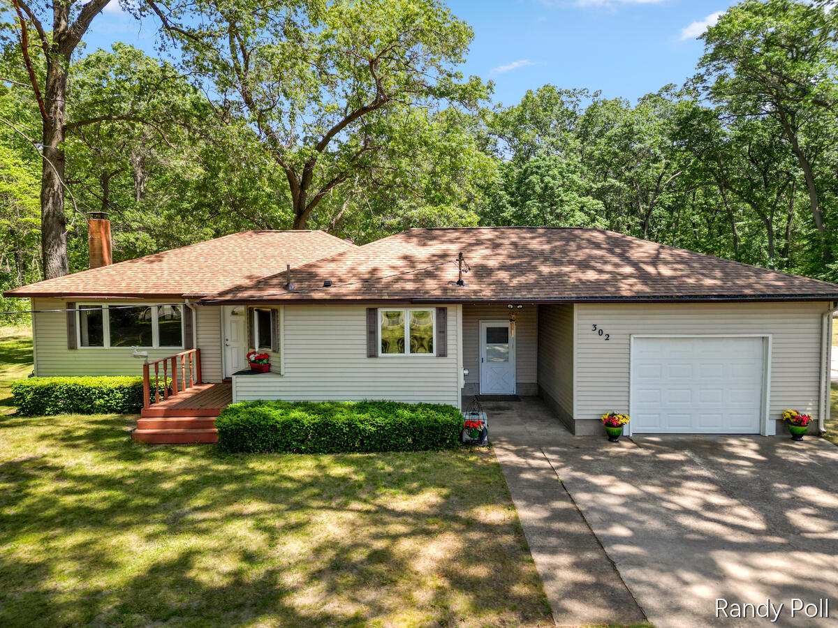 302 S Brooks Road S Muskegon MI 49442