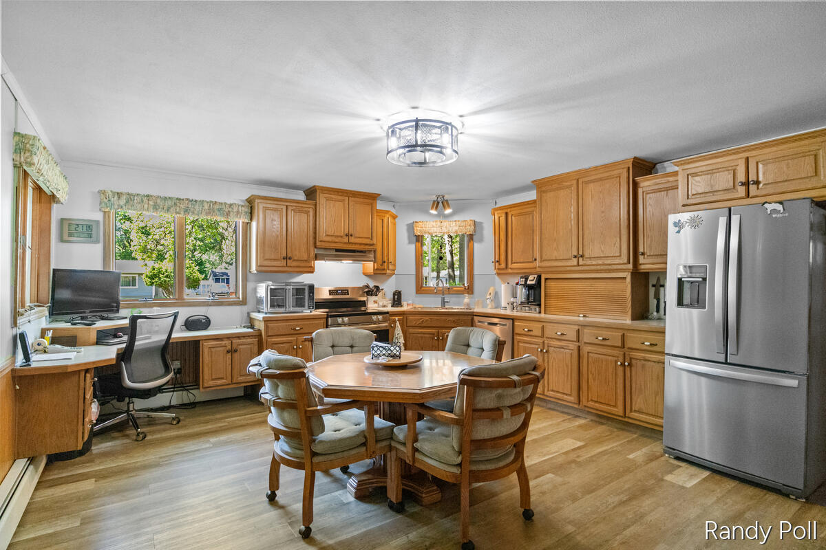 302 S Brooks Road S Muskegon MI 49442