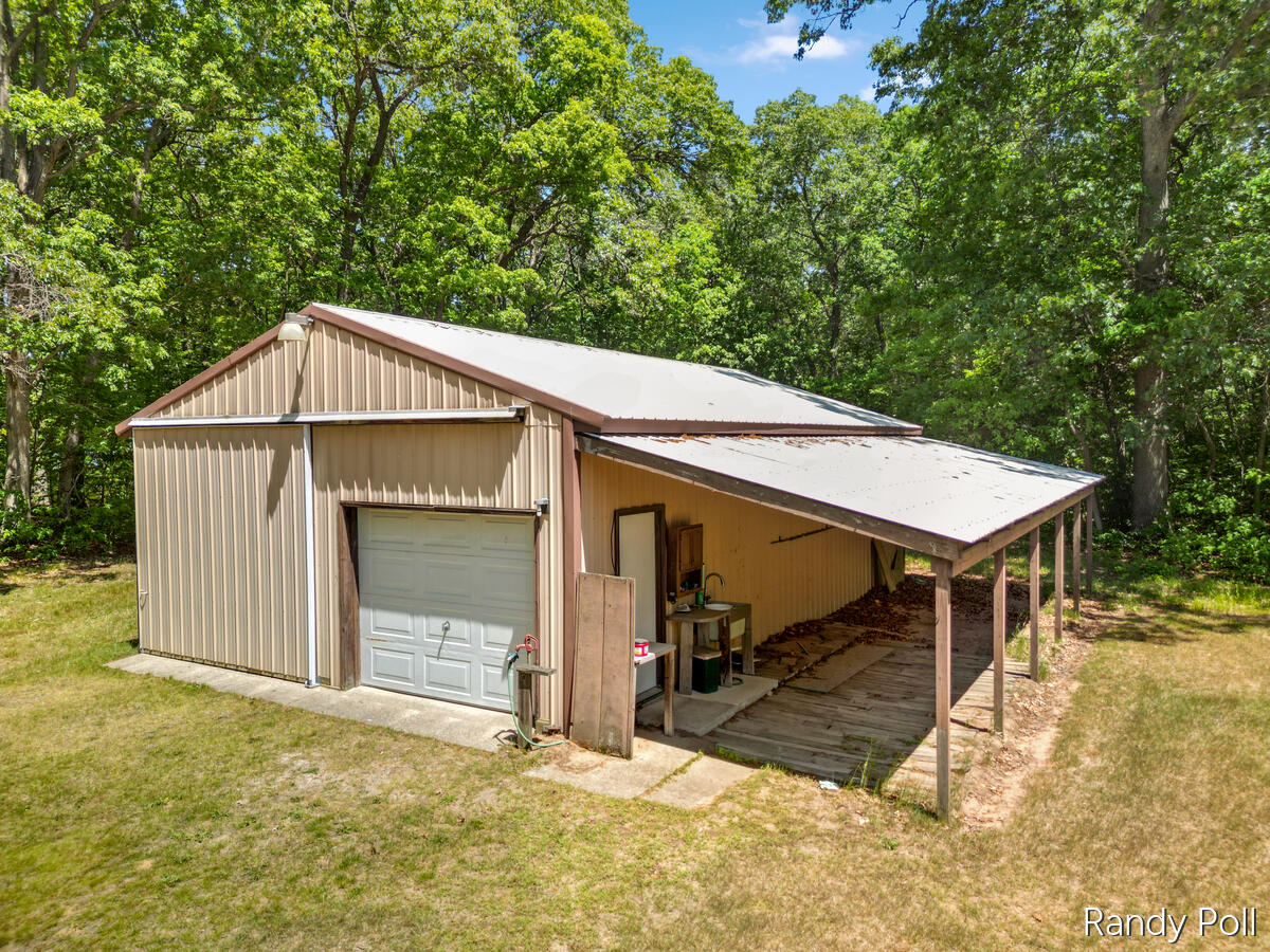 302 S Brooks Road S Muskegon MI 49442