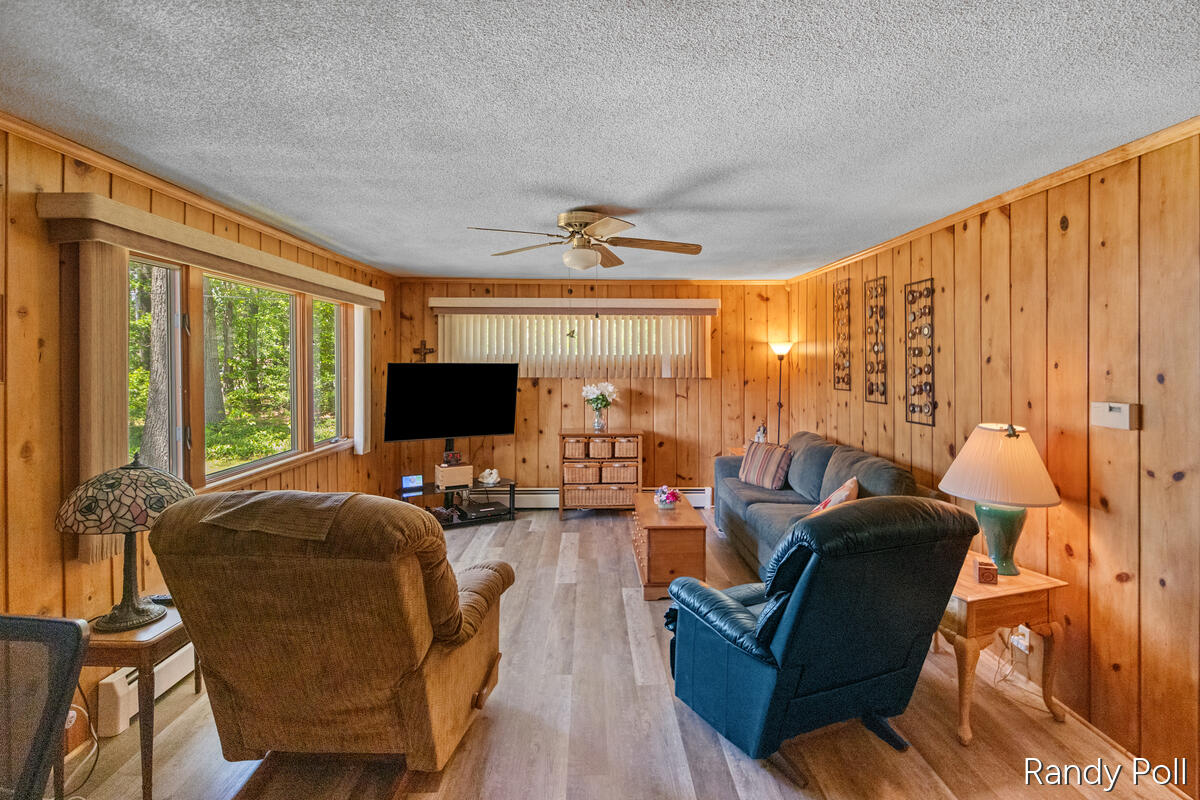 302 S Brooks Road S Muskegon MI 49442