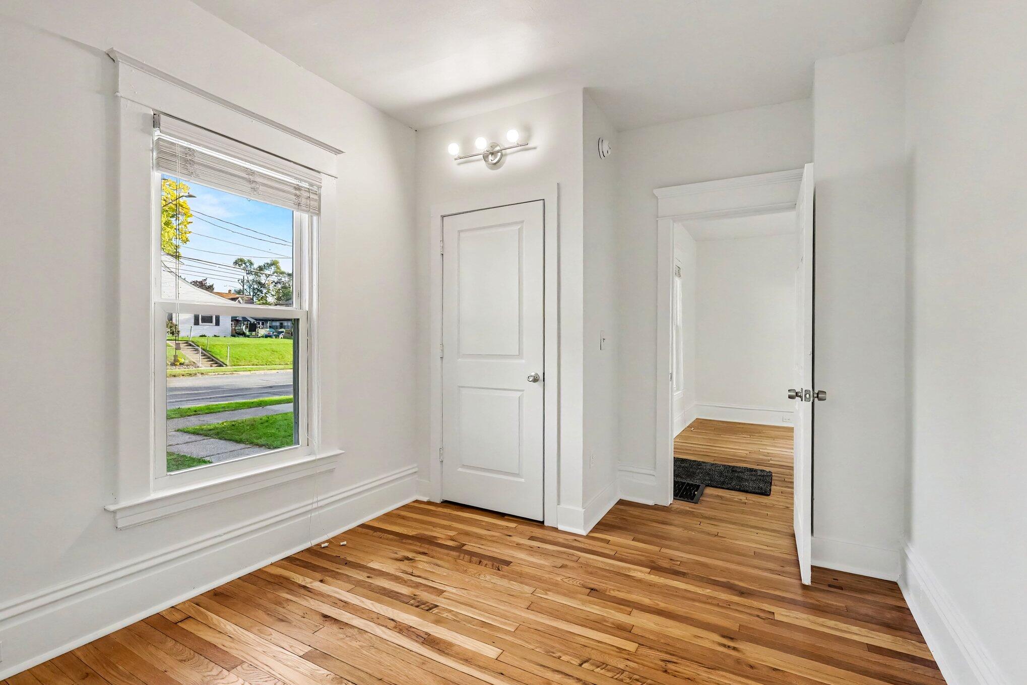 842 Hall Street SE Grand Rapids MI 49507