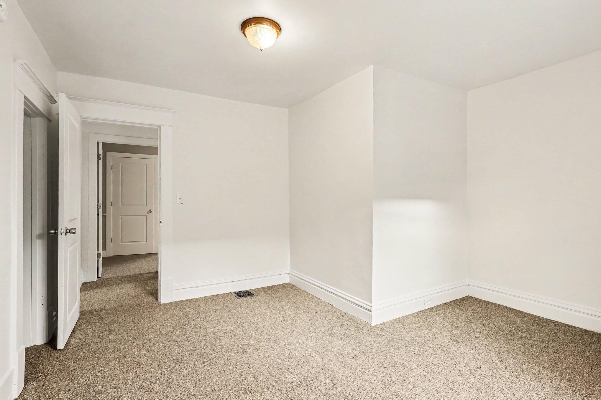 842 Hall Street SE Grand Rapids MI 49507