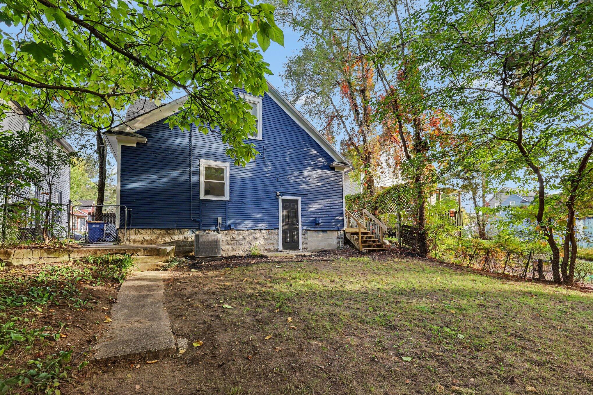 842 Hall Street SE Grand Rapids MI 49507