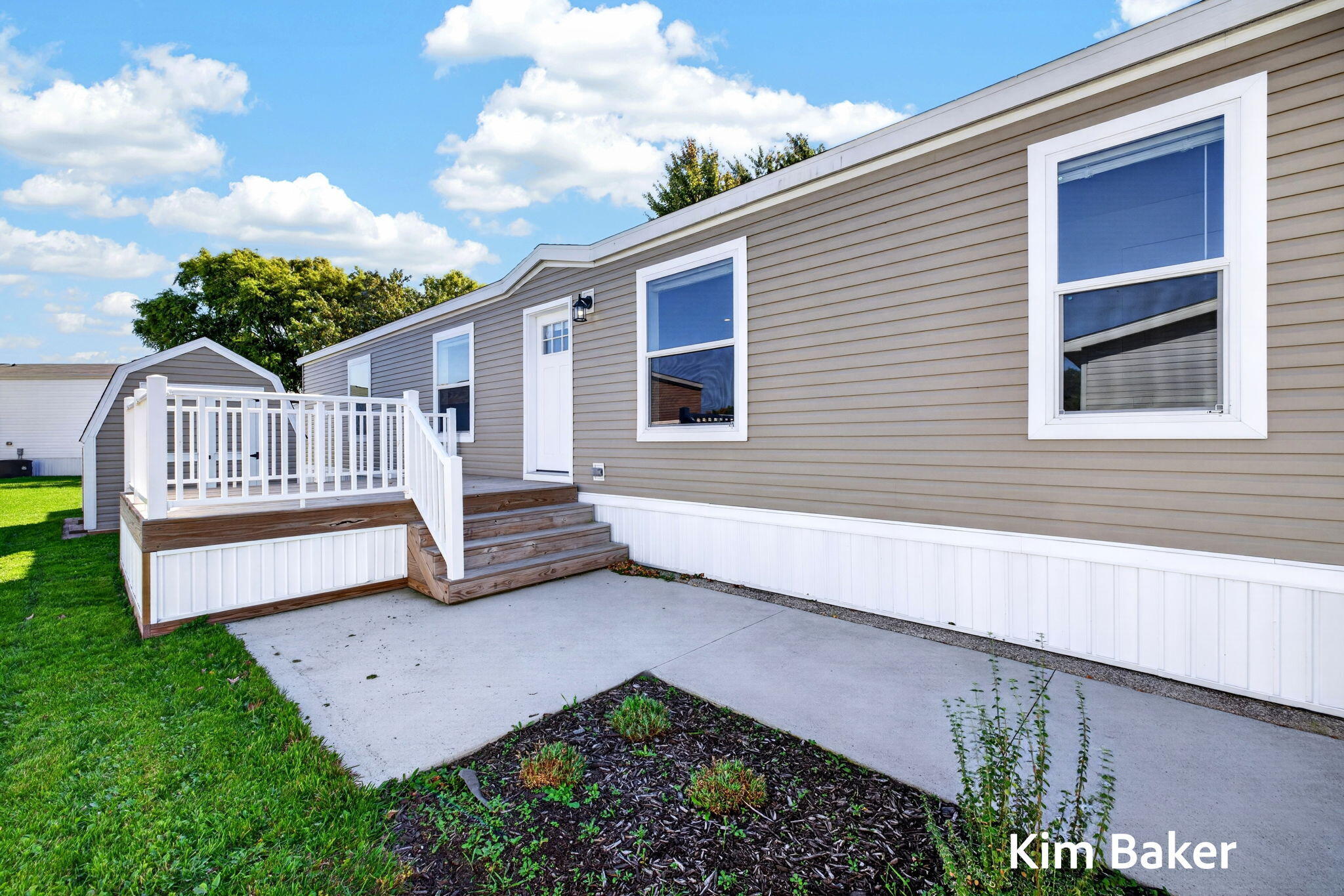 3516 Stephanie Jo Lane Zeeland MI 49464